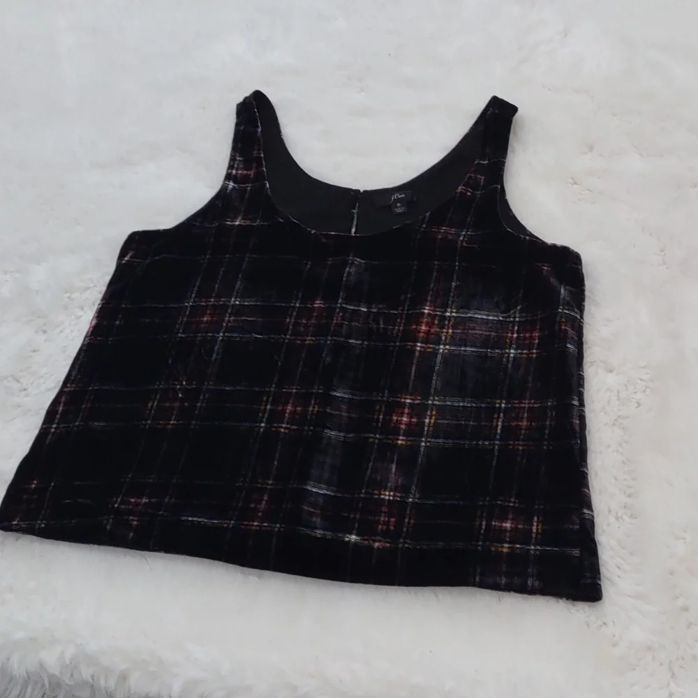J CREW TOP. - Picture 4 of 17